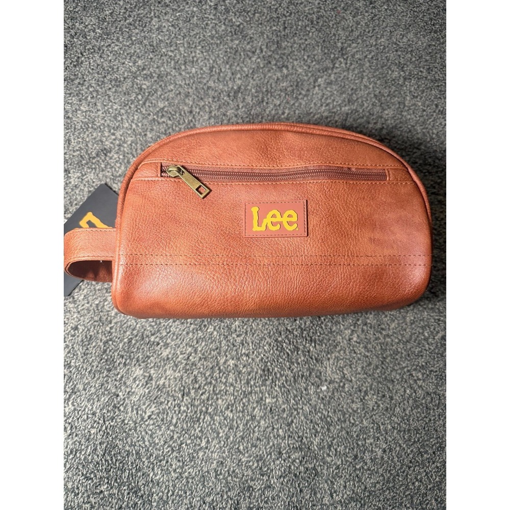 Lee Toiletry Bag